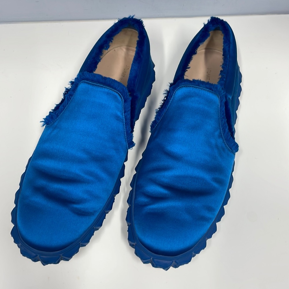 STUART WEITZMAN. UNISEX Loafers.  Satin blue.  Mens 8.5.   Womans 11   Authentic